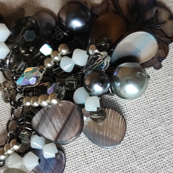 Purple Carved Purple Mother of Pearl Crystal Faux Pearls Bauble Opaline Necklace - Picture 9 of 9